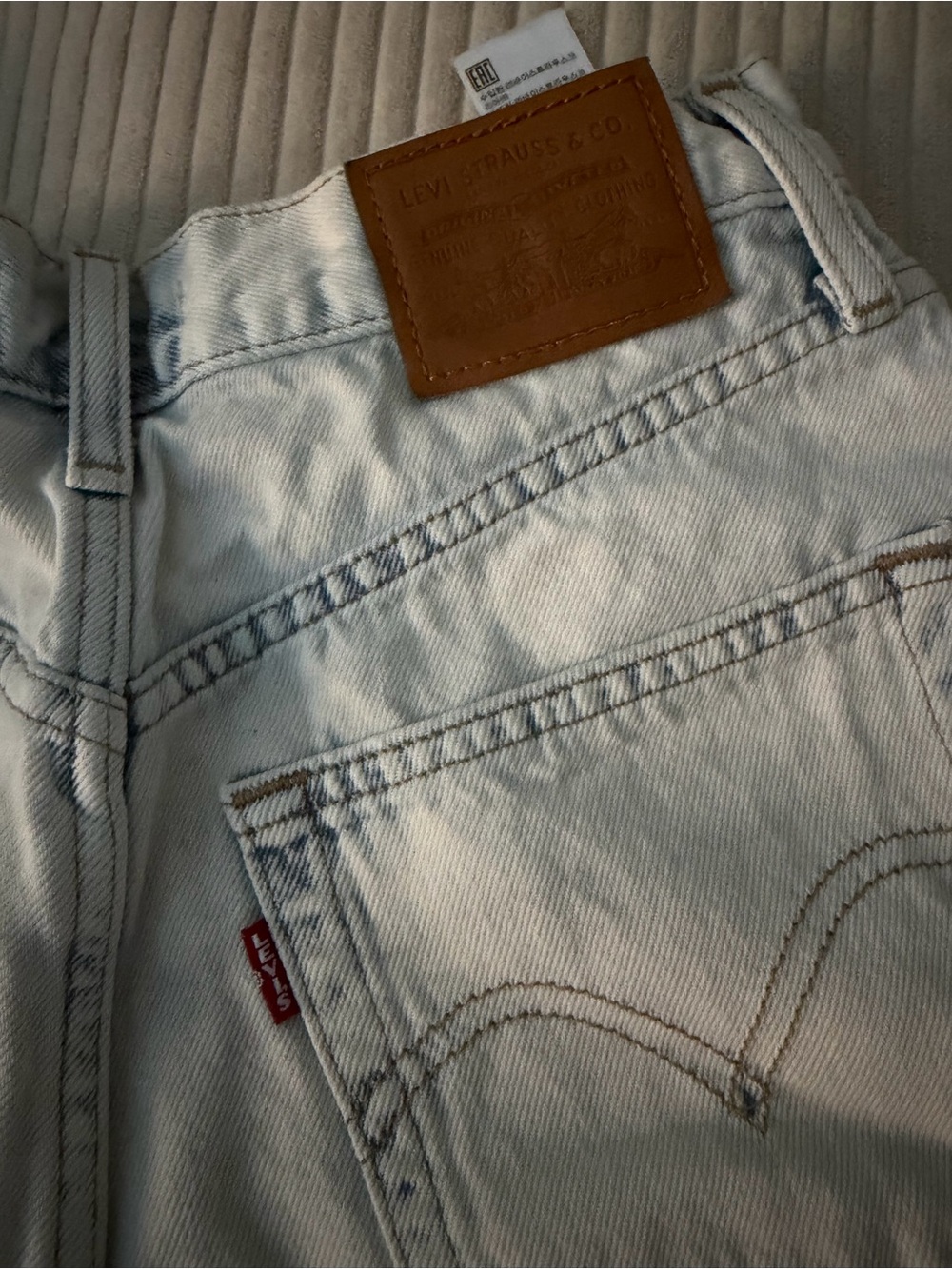 Levi's Light Wash Denim Jean shorts
